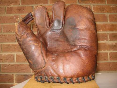 Rogers Hornsby Wilson Front